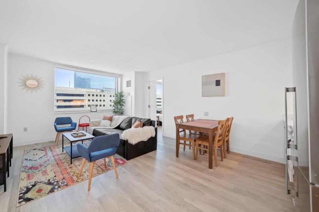 2Br Condo On The Boardwalk With 3 Baths Cozysuites Atlantic City Exteriér fotografie